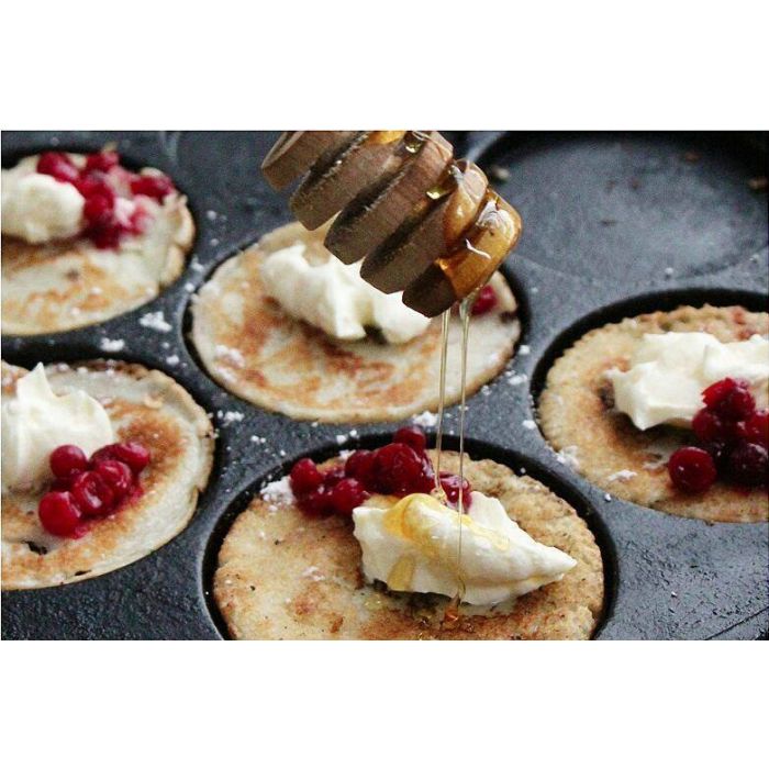 Poêle blinis 23 cm - 7 moules ronds - Poignée hêtre