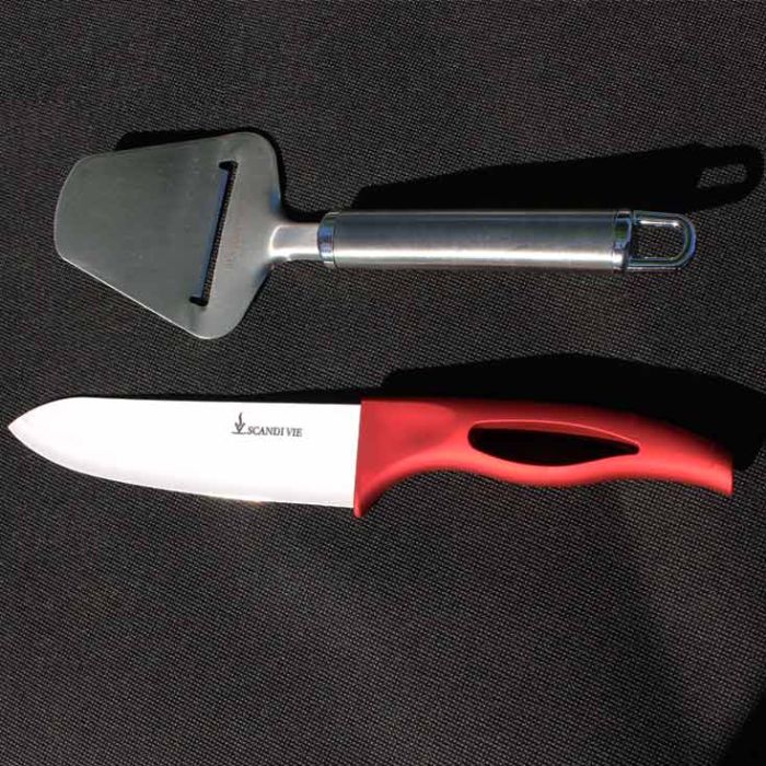 Couteau céramique + raclette à fromage