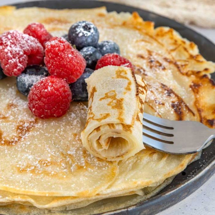 Lot 2 pièces Poêles à frire Fonte Ø 26cm et Poêle à crêpe Ø 26.7 cm
