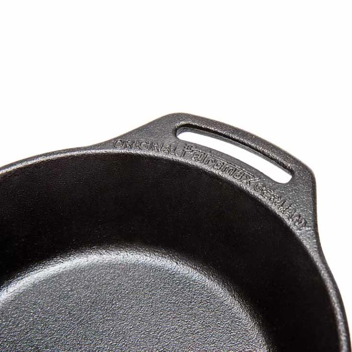 Poêle fonte Ø 34 cm + Brosse de nettoyage