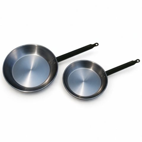 Lot de poêles en acier sans revêtement 28 et 32 cm