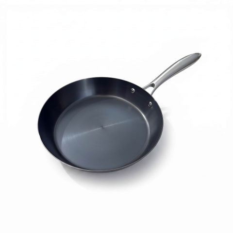 Poêle de cuisine en acier préculotté, sans PFAS