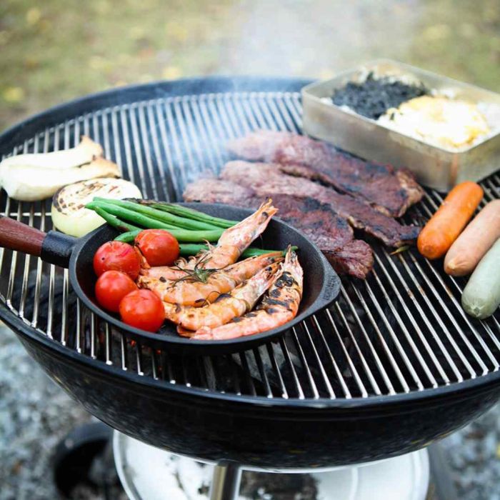 Po�les en fonte pour Barbecue