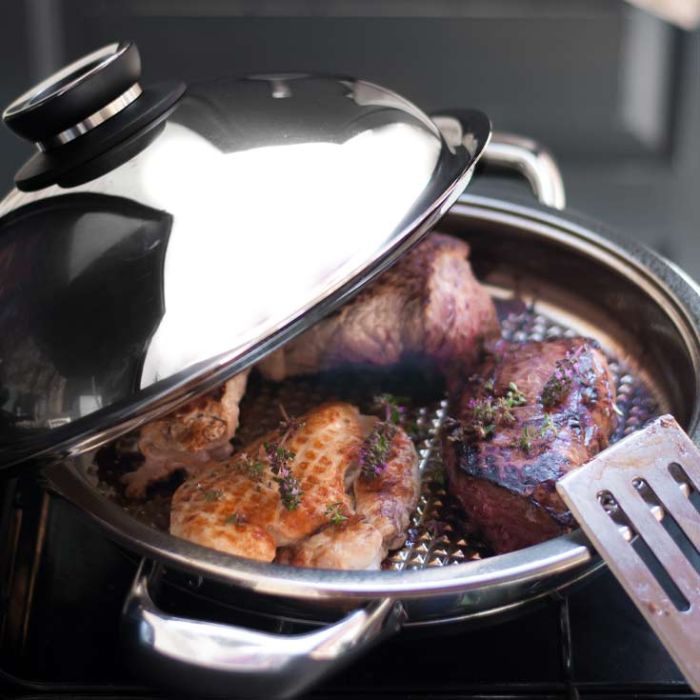 Cuisson viande dans sauteuse inox grill