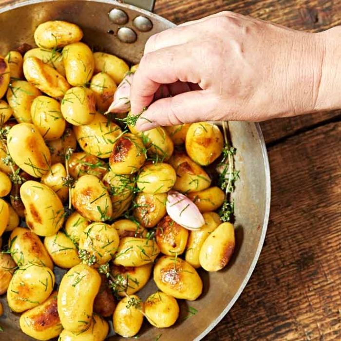 Pommes de terre grenaille à la poele
