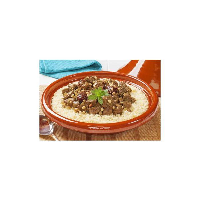 couscous dans tajine en terre