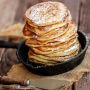 Blinis dans poêle en fonte